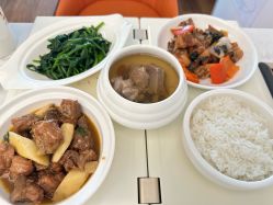 -梓爱月子中心(花都店)