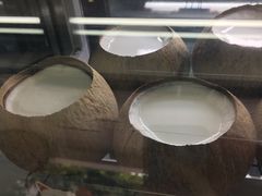 -椰爺爺·椰子冻砵仔糕