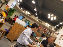 大堂-重庆老火锅王(永陵路分店)