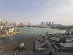 -天津梅江中心皇冠假日酒店