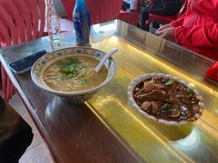 -金杨拉面王小吃面馆·牛三宝面·红烧牛肉粉