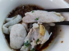 -章记正宗南岗鱼蛋火锅