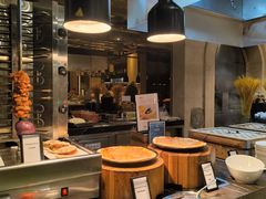 -广州万富希尔顿酒店-感趣自助餐厅·生蚝海鲜刺身