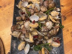 -老东镇啤酒屋海鲜加工·蒸汽海鲜·海鲜烧烤(台东店)