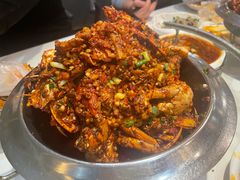 -凤凰路何眼镜香辣蟹(花果园店)