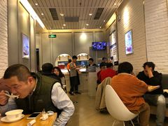 大堂-满记甜品(荟聚购物中心店)