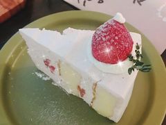 草莓糯米蛋糕-野路甜点铺(松柏路店)