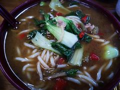 -牛八宝桂林米粉(八里庄店)