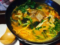 -蒙小妹骨汤饭.米线(新光路店)
