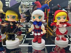 -泡泡玛特POPMART(侨福芳草地店)