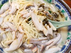招牌黄鱼面-明呈黄鱼面馆(斜土路店)