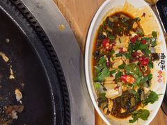 -咱屯子铁锅炖直营店(保利店)