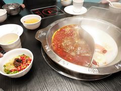 -重庆小天鹅火锅(中商广场店)