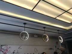 -五号文艺酒店(拙政园苏博地铁站店)