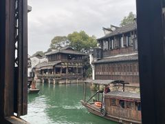 -茅老太臭豆腐