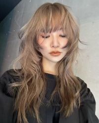 -米娜护肤造型