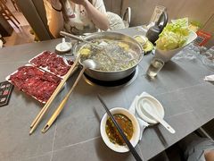 -官塘陈记鱼生·潮汕砂锅粥·牛肉火锅(潮枫路总店)