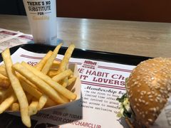 -The Habit Burger Grill 哈比特汉堡(复兴soho店)