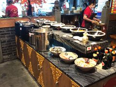 自助取餐区-渝大狮毛肚老火锅(遂宁万达店)