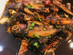 -侬佳蒸菜馆(听潮店)