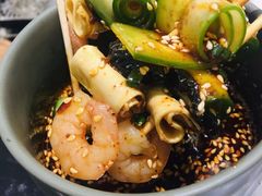 -红鼎豆捞·非遗鲍皇汤火锅(宝丰路店)