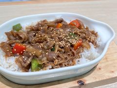 -卢家妈妈·西餐厨房(卜蜂中心店)