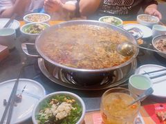 -小饕荟雅安贡椒鱼鲜馆(广福桥店)