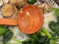 -鲜越鲜鱼粉(财富购物中心店)