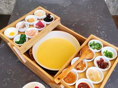 -云南荟·湖畔领宴(领事馆店)