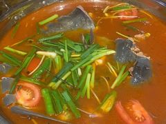 -亮欢寨酸汤鱼(沙冲路店)