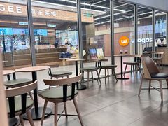 -星巴克臻选(华堂·新辰汇店)