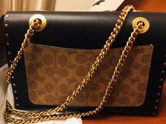 -COACH蔻驰(恒隆广场店)