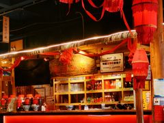 -老滇山寨•云南特色菜•地方菜•民族风情歌舞表演(金碧店)