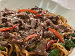 湿炒牛河-华威达牛庄(黄埔大道西店)