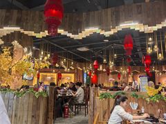 -老滇山寨•云南特色菜•地方菜•民族风情歌舞表演(金碧店)