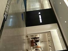-URBAN REVIVO(西安Momopark店)