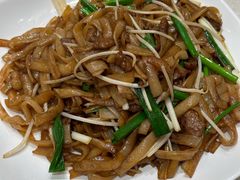 -香港新发烧腊茶餐厅(水围店)