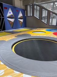 -奇乐儿momoplanet儿童乐园(卓悦汇店)