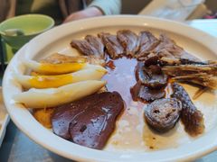 -潮界(LU·ONE凯德晶萃广场店)