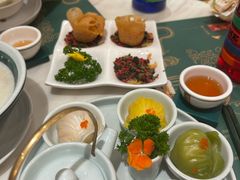 -悦得闲广式点心茶楼(蓝鲸世界店)