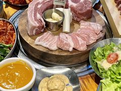 -唯成•韩国炭火烤肉 유성고기