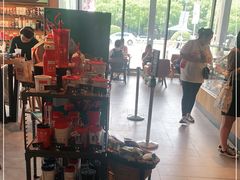 大堂-星巴克臻选(莘庄仲盛店)