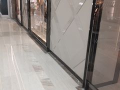 -BURBERRY(上海港汇恒隆广场店)