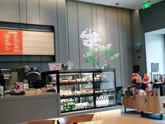 大堂-星巴克(长沙友阿奥特莱斯店)