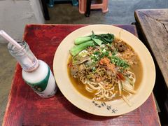 -方铲铲·成都板凳面(滨江银泰店)