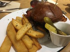 -HELLO 27 意面·沙拉·帕尼尼