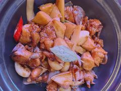 -钳真多钓虾馆·小龙虾海鲜烧烤(九六广场店)