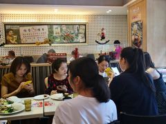 大堂-潮庭港式茶餐厅·熊仔奶茶(同济广场店)