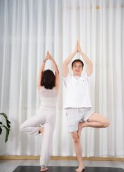 -亚太瑜伽普拉提学院