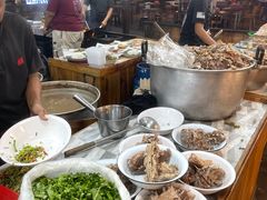 -席娜卡琳火车铁道夜市